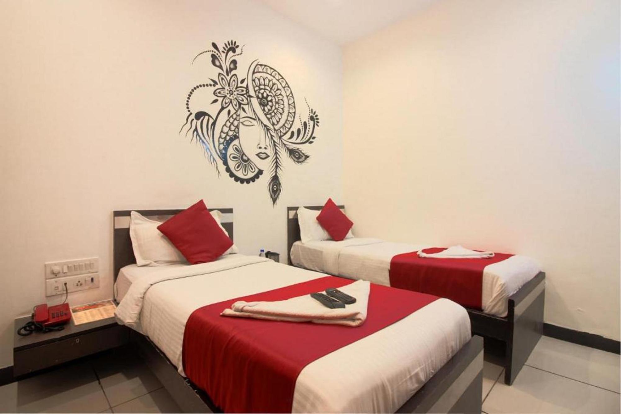 מומביי Hotel Sunshine Airport מראה חיצוני תמונה