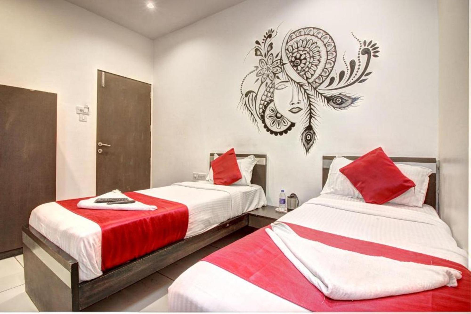 מומביי Hotel Sunshine Airport מראה חיצוני תמונה