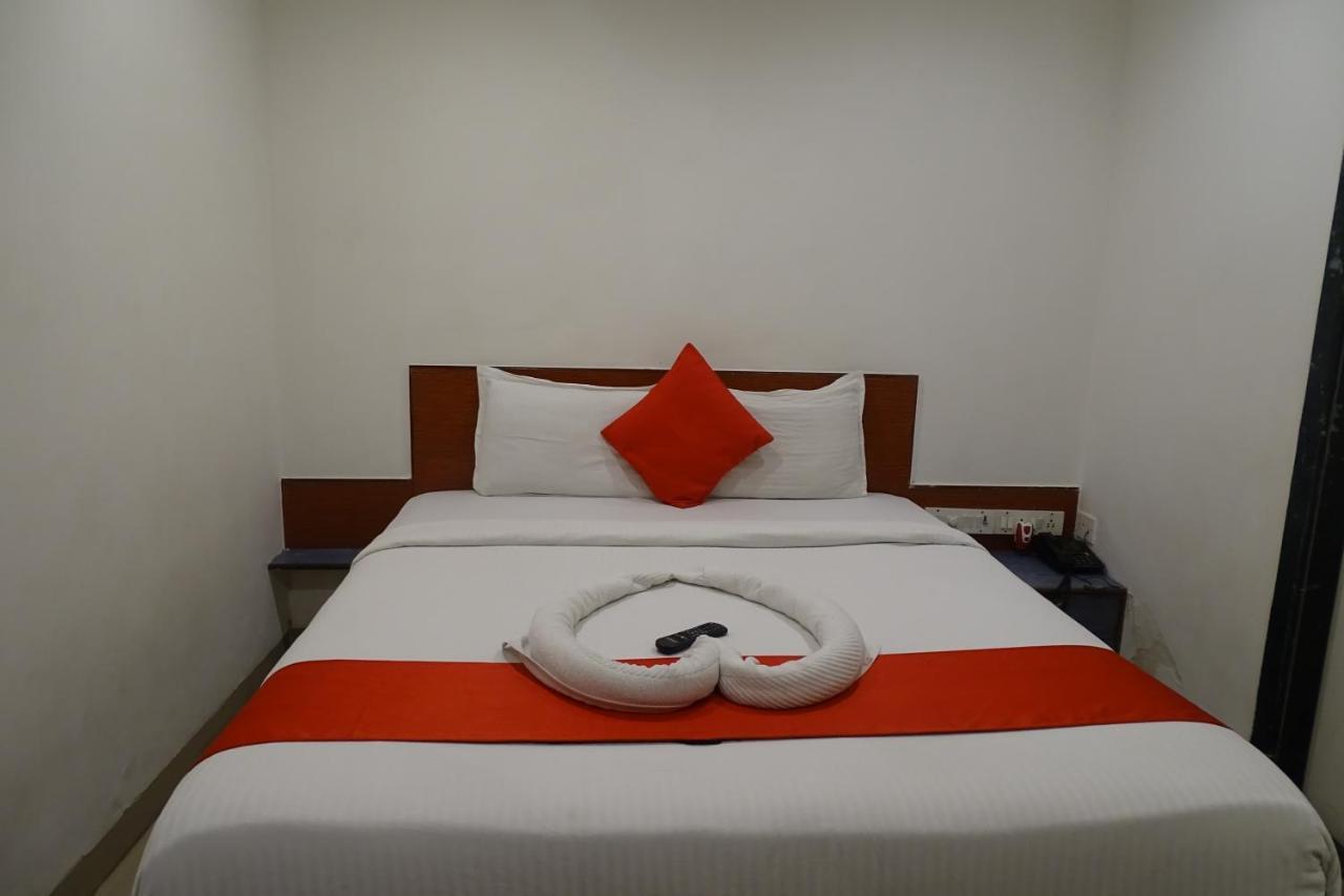 מומביי Hotel Sunshine Airport מראה חיצוני תמונה