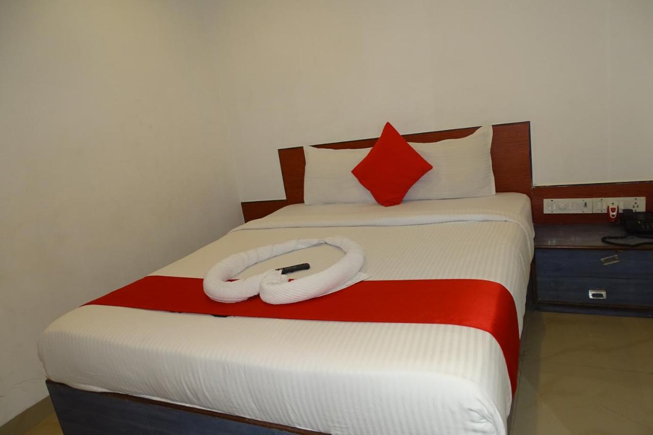מומביי Hotel Sunshine Airport מראה חיצוני תמונה