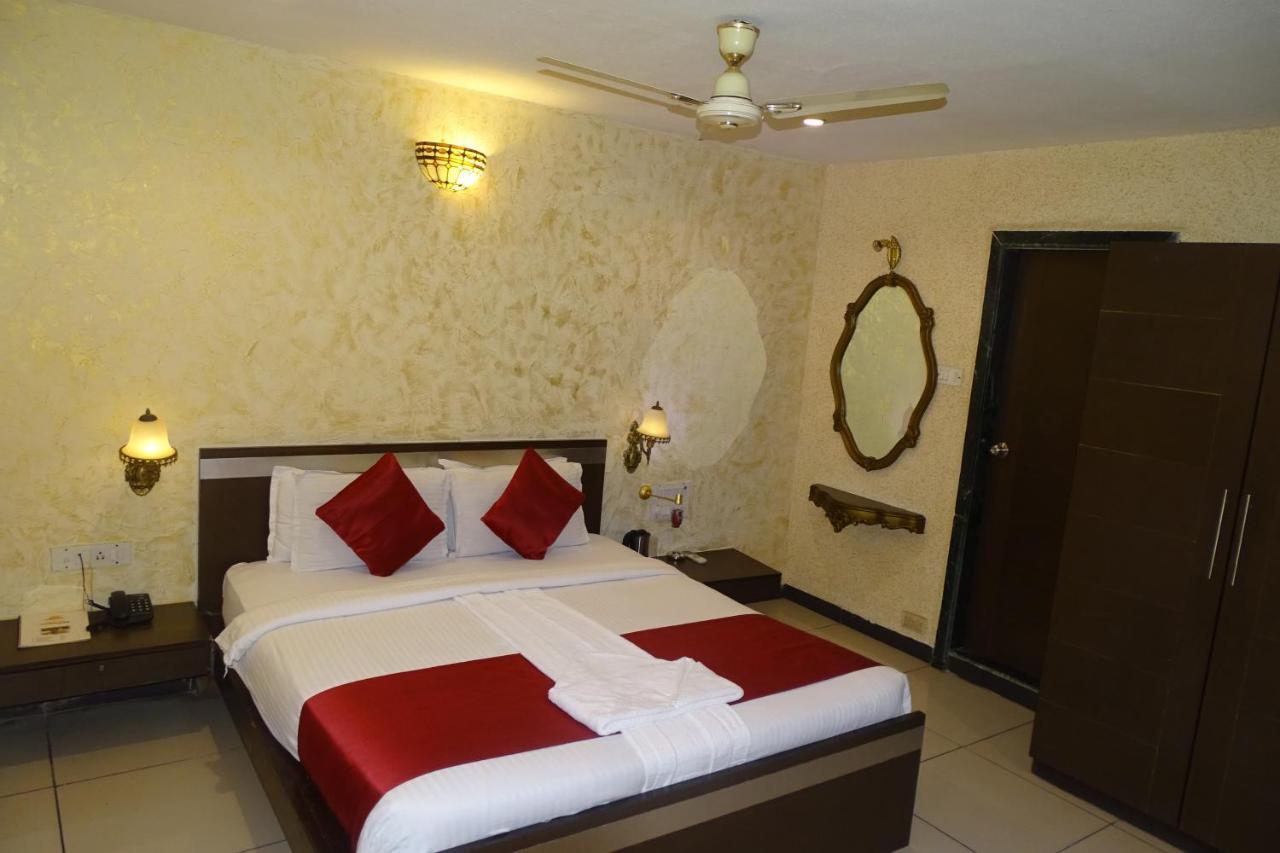 מומביי Hotel Sunshine Airport מראה חיצוני תמונה