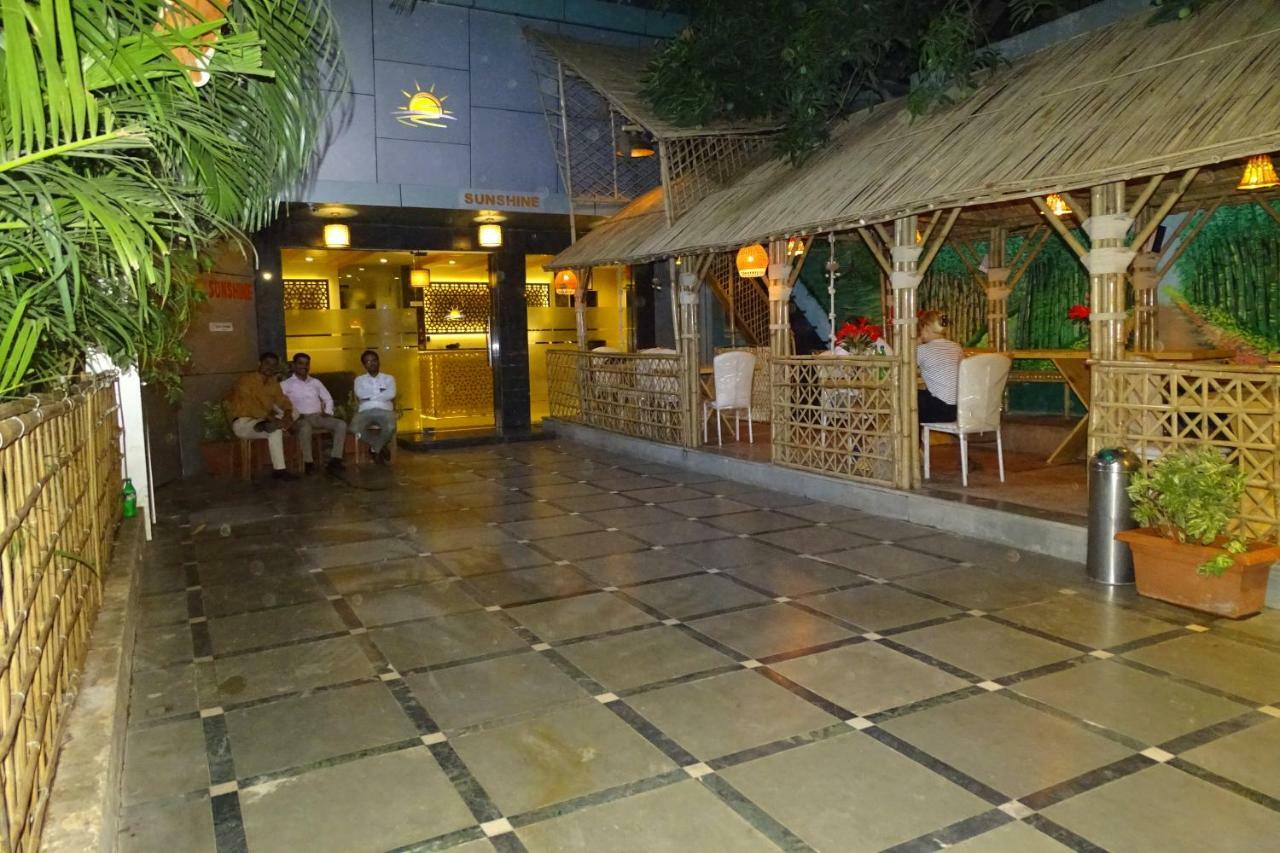 מומביי Hotel Sunshine Airport מראה חיצוני תמונה