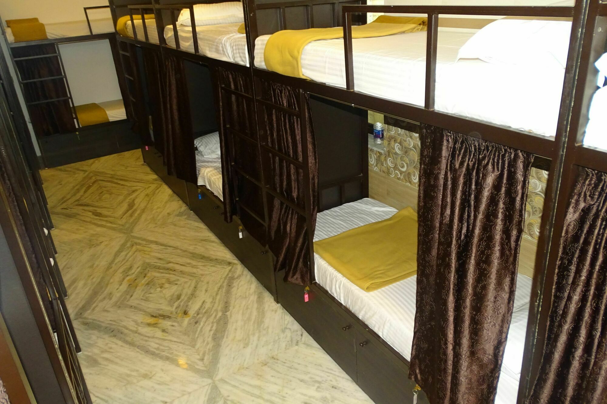 מומביי Hotel Sunshine Airport מראה חיצוני תמונה