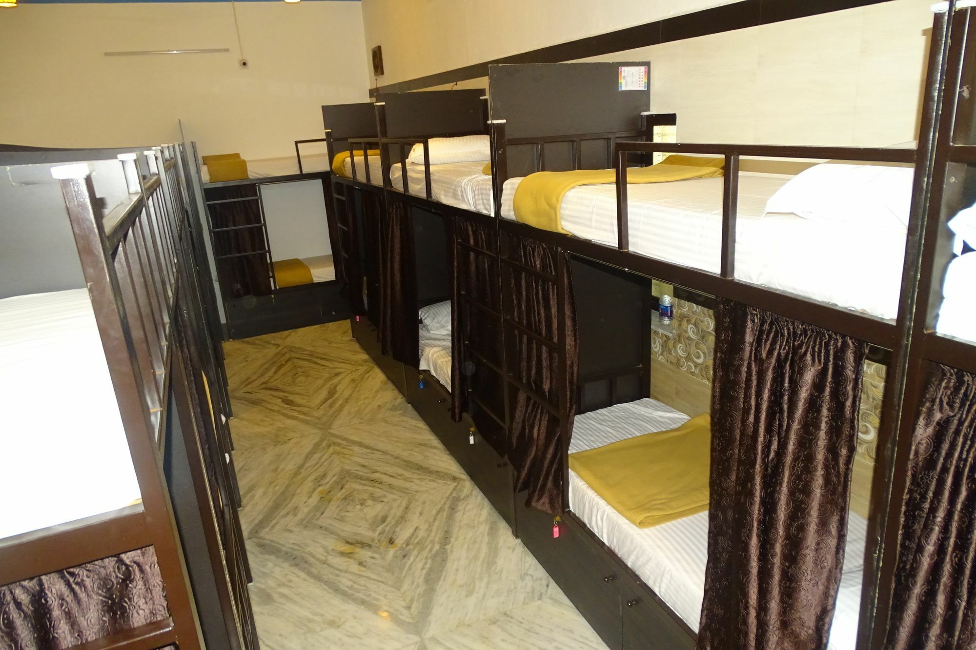 מומביי Hotel Sunshine Airport מראה חיצוני תמונה
